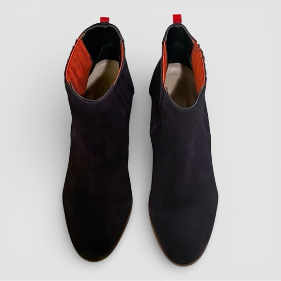 Boden Navy Suede Ankle Boots EU 38 US 7–7.5 Block Heel - Picture 3 of 10